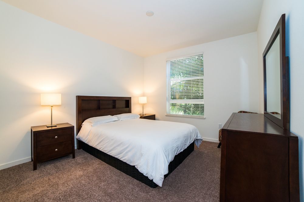 C. Allen Suites Los Angeles